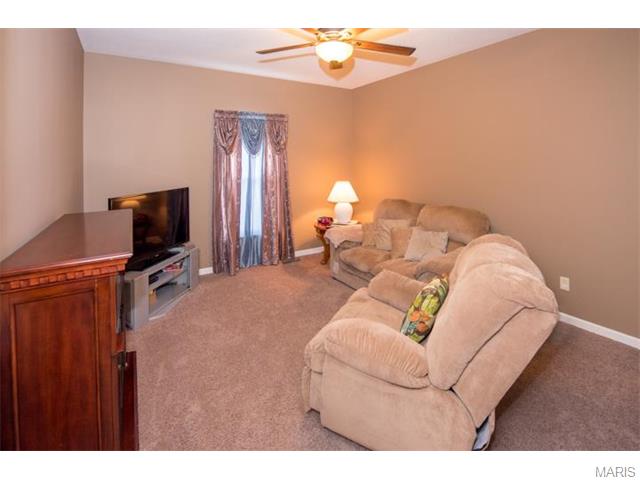 5441 Legend, Weldon Spring, MO 63304 photo 28