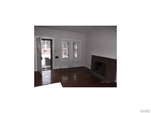 8564 Park, Saint Louis, MO 63147 photo 4