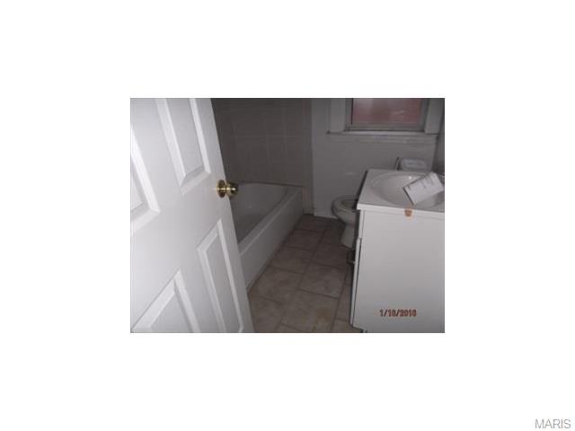 8564 Park, Saint Louis, MO 63147 photo 9