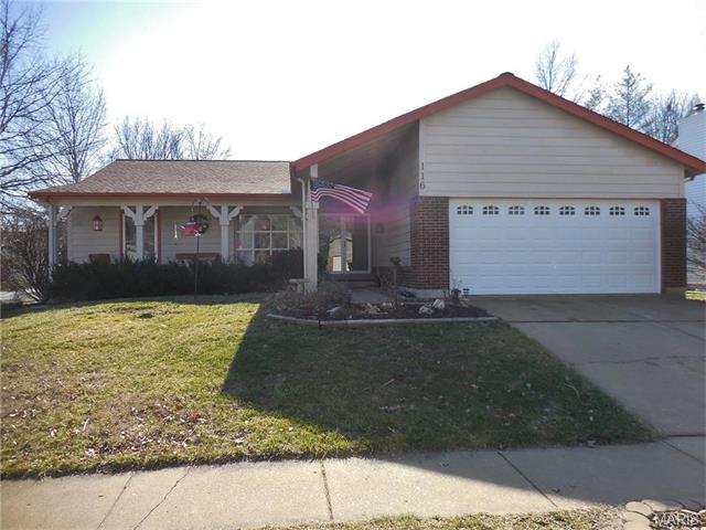 116 Holly Green Dr, Ballwin, MO 63021 photo 2