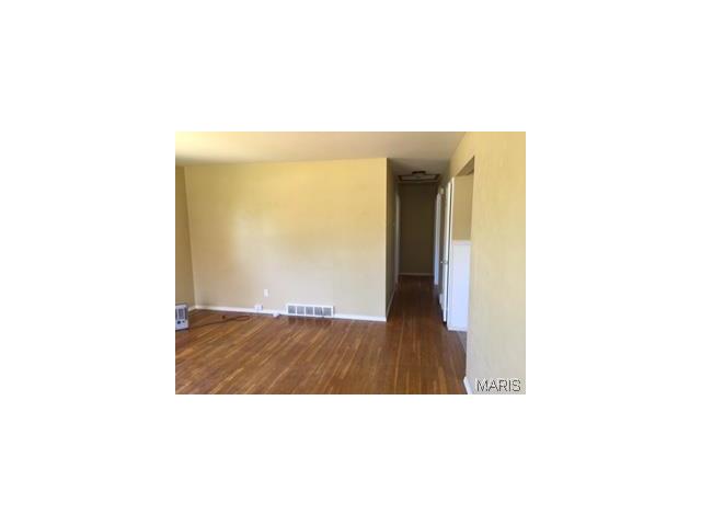 3010 Smiley Rd, Bridgeton, MO 63044 photo 7