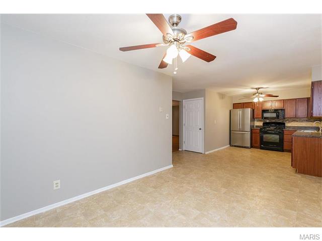 114 Cordes St, O'fallon, MO 63366 photo 21