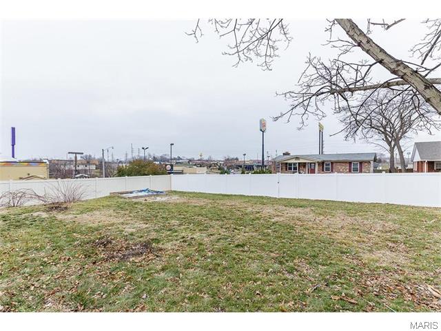 114 Cordes St, O'fallon, MO 63366 photo 17
