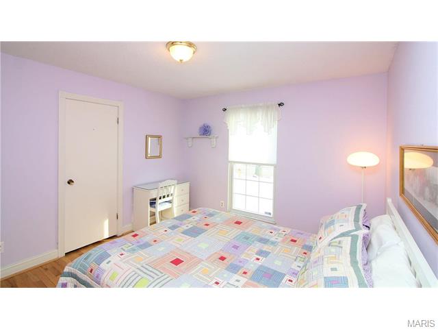 825 Limoge Dr, Ballwin, MO 63021 photo 26
