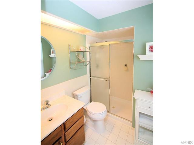825 Limoge Dr, Ballwin, MO 63021 photo 22