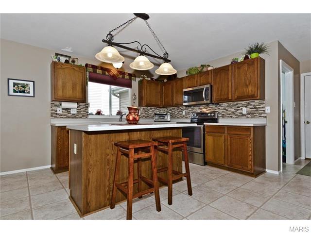 332 Galloway Oaks Dr, Ballwin, MO 63021 photo 6