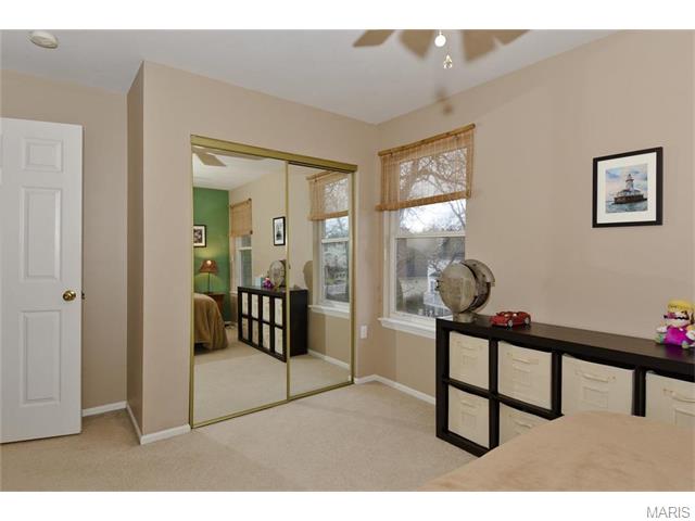 332 Galloway Oaks Dr, Ballwin, MO 63021 photo 27