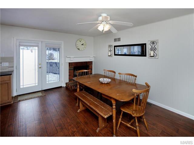 606 Running Creek Dr, Ballwin, MO 63021 photo 5