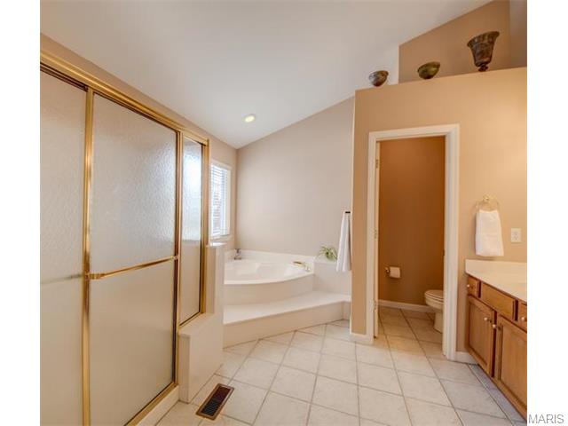 26 Bridgeway Ct, O'fallon, MO 63368 photo 21