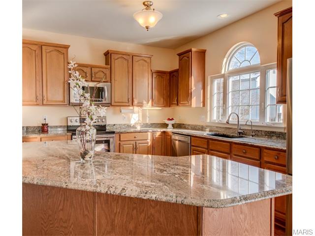 26 Bridgeway Ct, O'fallon, MO 63368 photo 9