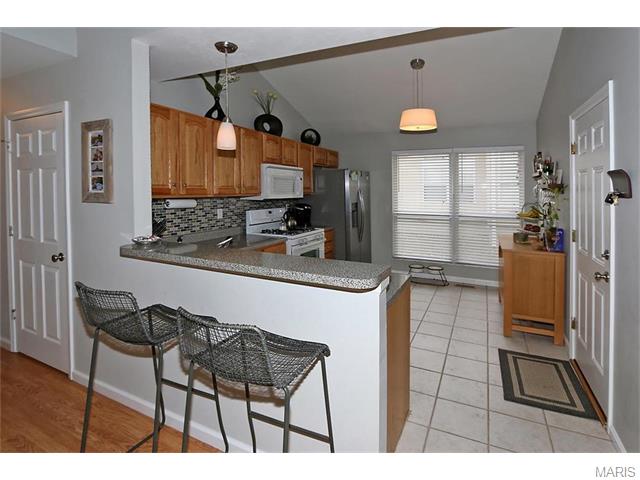 2507 Barrett Place Dr, Ballwin, MO 63021 photo 7