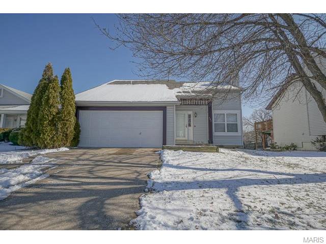 107 Aspencade Circle Dr, Saint Peters, MO 63376 photo 1
