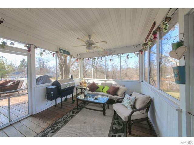 711 Henry Ave, Ballwin, MO 63011 photo 10
