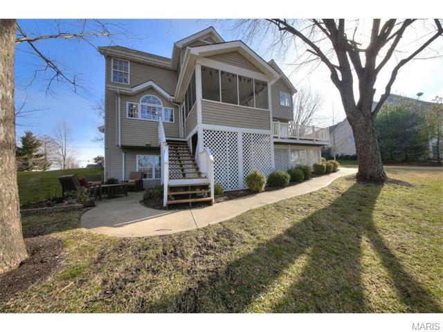 711 Henry Ave, Ballwin, MO 63011 photo 6