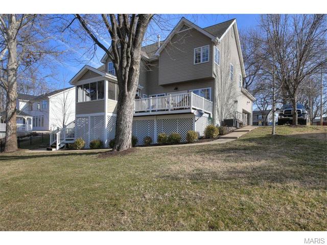 711 Henry Ave, Ballwin, MO 63011 photo 7