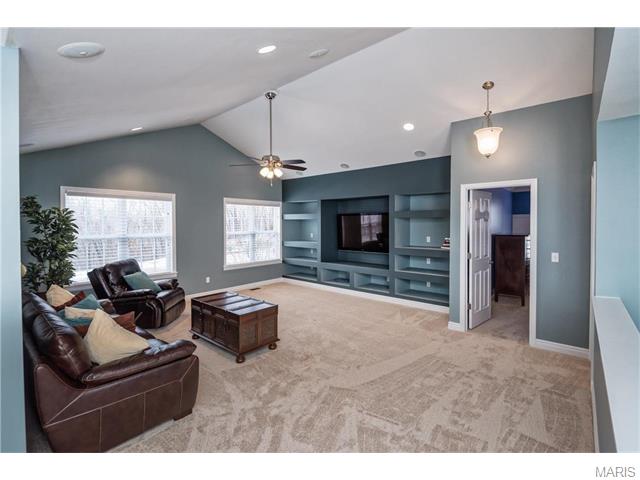 1044 Stone Spring Ct, Eureka, MO 63025 photo 17