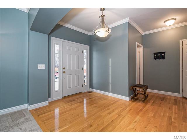 1044 Stone Spring Ct, Eureka, MO 63025 photo 3