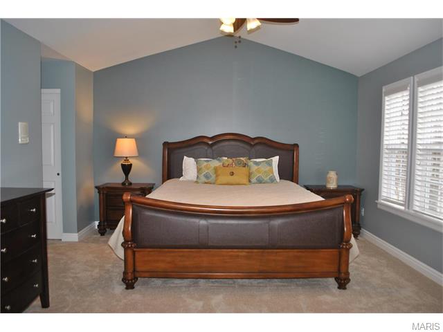 1044 Stone Spring Ct, Eureka, MO 63025 photo 19