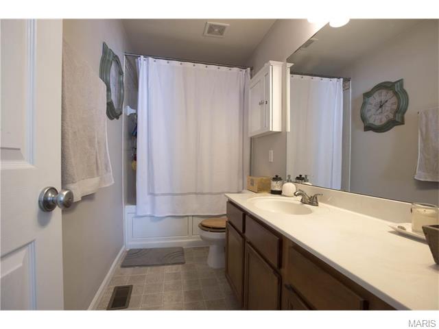 203 Spring Borough, O'fallon, MO 63368 photo 10