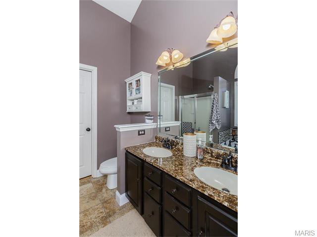171 Rightfield Dr, O'fallon, MO 63366 photo 12