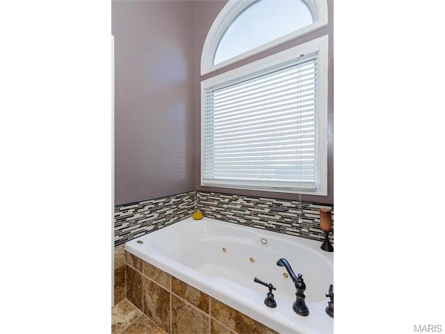 171 Rightfield Dr, O'fallon, MO 63366 photo 24