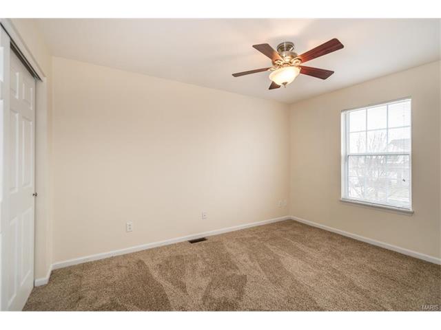 1531 Batters Box Dr, O'fallon, MO 63366 photo 9