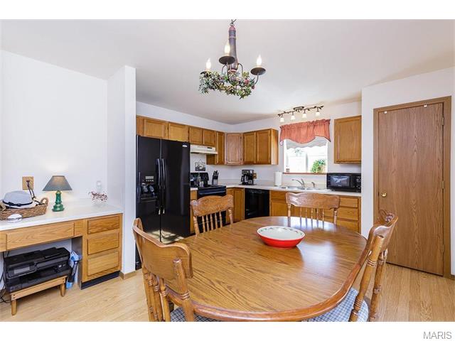 44 Chip Dr, O'fallon, MO 63366 photo 7