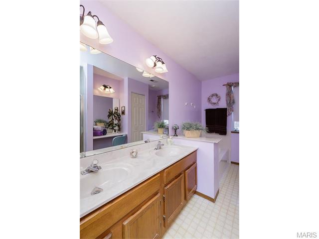 44 Chip Dr, O'fallon, MO 63366 photo 15