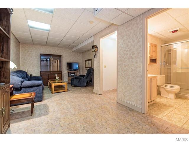 635 Sunward Dr, O'fallon, MO 63368 photo 11