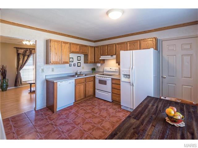 635 Sunward Dr, O'fallon, MO 63368 photo 4