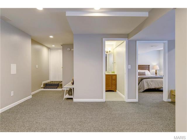 1344 Rusticview Dr, Ballwin, MO 63011 photo 29