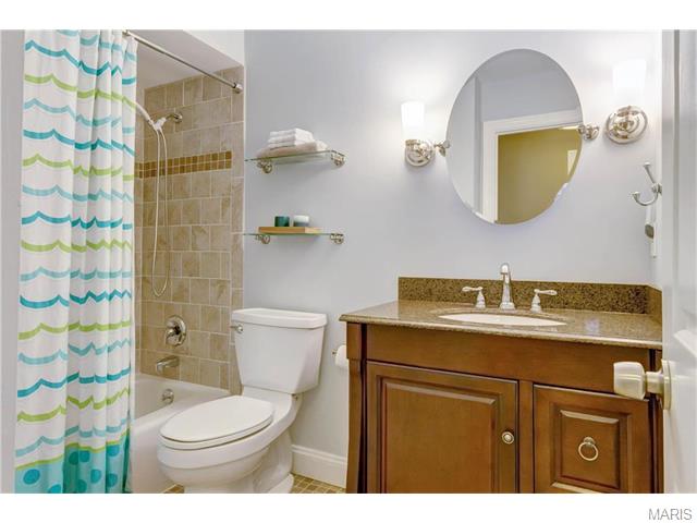 1344 Rusticview Dr, Ballwin, MO 63011 photo 28