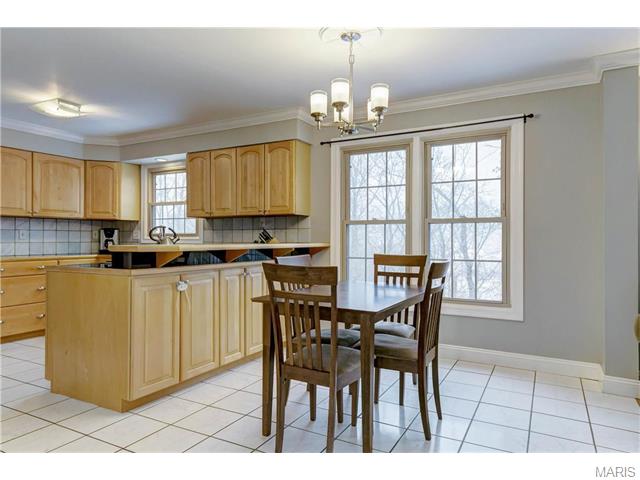 1344 Rusticview Dr, Ballwin, MO 63011 photo 12