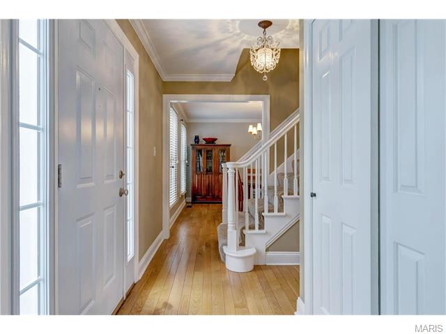 1344 Rusticview Dr, Ballwin, MO 63011 photo 3