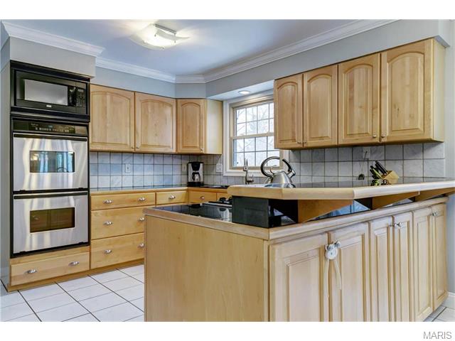 1344 Rusticview Dr, Ballwin, MO 63011 photo 13