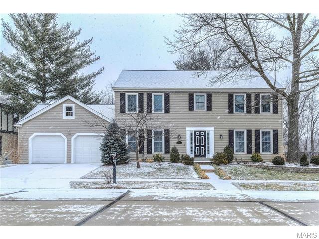 1344 Rusticview Dr, Ballwin, MO 63011 photo 1
