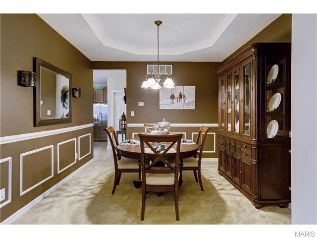 1441 Red Oak Plantation Dr, Ballwin, MO 63021 photo 7