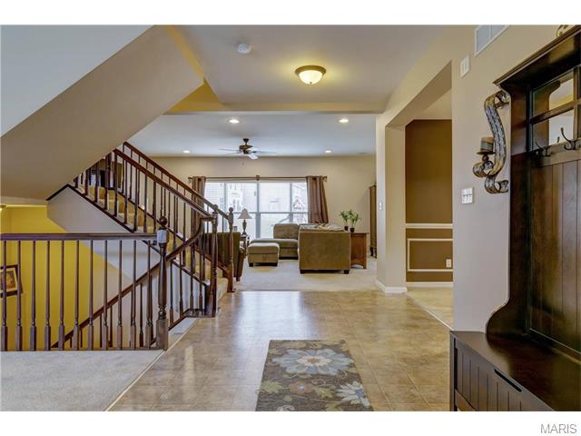 1441 Red Oak Plantation Dr, Ballwin, MO 63021 photo 5