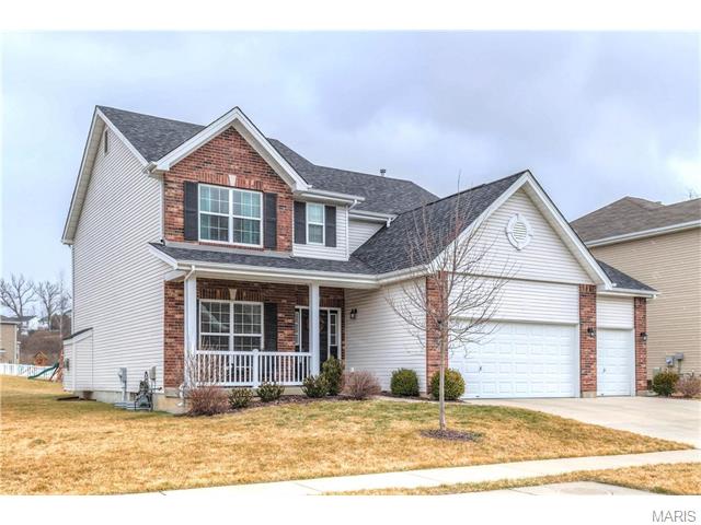1441 Red Oak Plantation Dr, Ballwin, MO 63021 photo 2