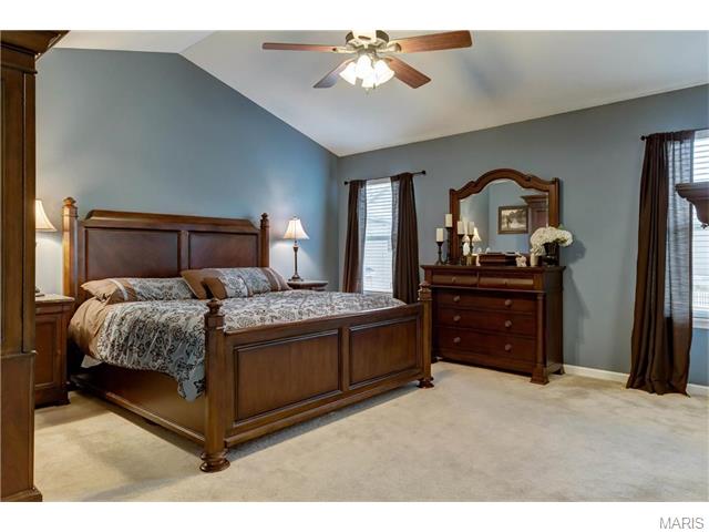 1441 Red Oak Plantation Dr, Ballwin, MO 63021 photo 19