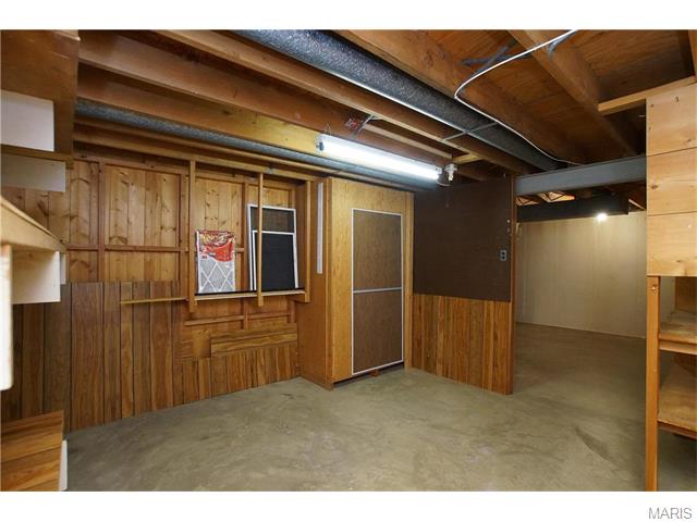 409 Ranch Dr, Ballwin, MO 63011 photo 9