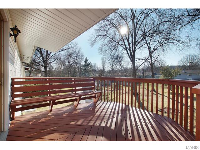 409 Ranch Dr, Ballwin, MO 63011 photo 23