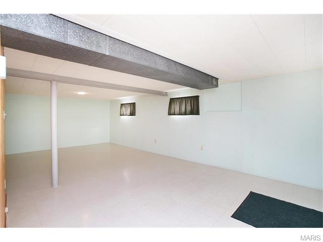 409 Ranch Dr, Ballwin, MO 63011 photo 18