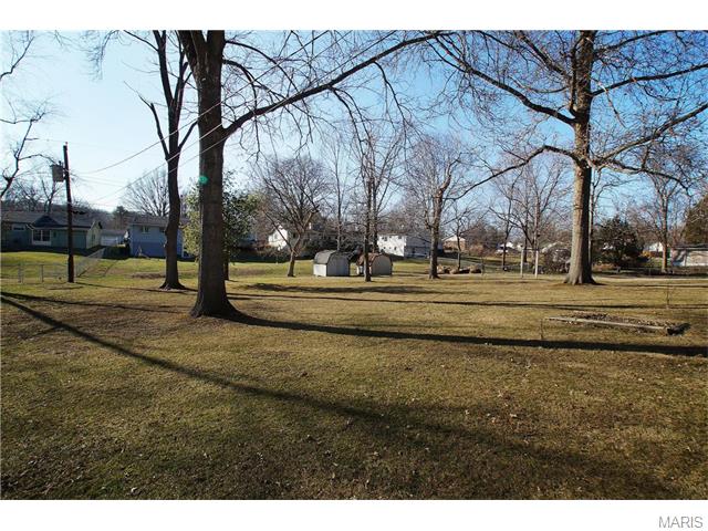 409 Ranch Dr, Ballwin, MO 63011 photo 29
