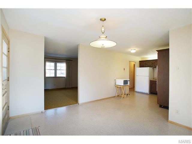 409 Ranch Dr, Ballwin, MO 63011 photo 7