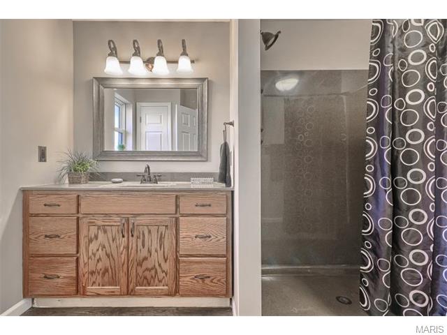 2651 Brook Meadow Ln, O'fallon, MO 63368 photo 10