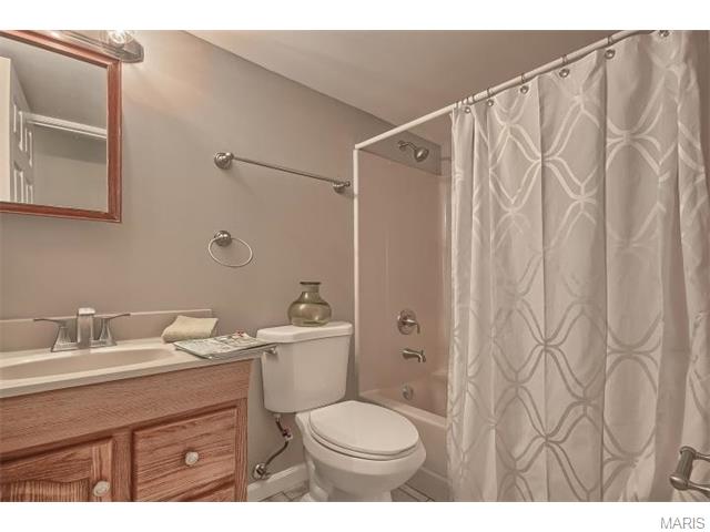 2651 Brook Meadow Ln, O'fallon, MO 63368 photo 6