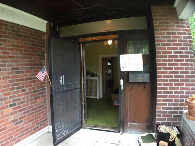 716 Carson Rd, Saint Louis, MO 63135 photo 2
