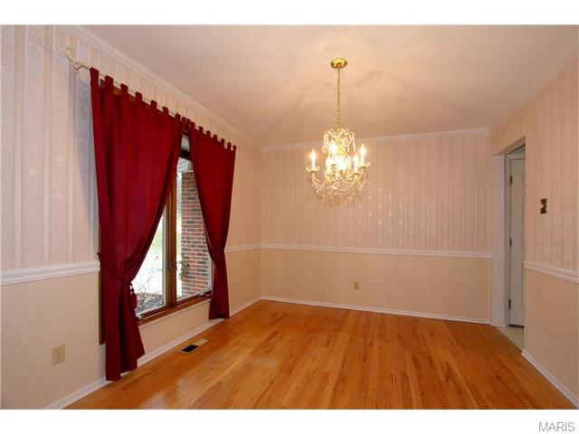 138 Timka Dr, Ballwin, MO 63011 photo 5