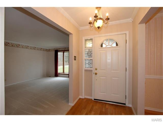 138 Timka Dr, Ballwin, MO 63011 photo 2